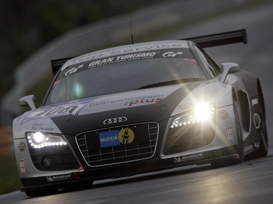  Audi R8 LMS 2009 года  (фото 26 из 37)